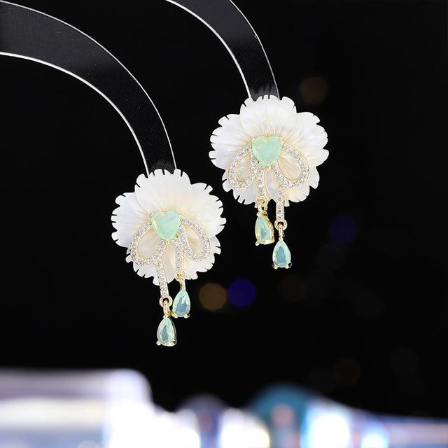 YIRAN Ohrringe Blume Tropfen Quasten, Damen, white - Bild 1