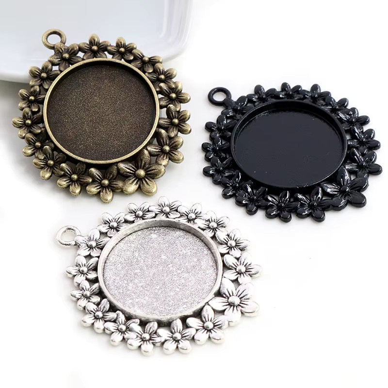 Cqhcyb Charms Anhänger, Blumen Stil, Messing, Silber, Bronze, Schwarz, Unisex - Bild 1