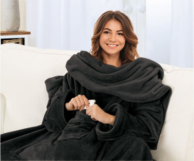 GÖZZE Kuscheldecke mit Ärmeln in Schwarz, B/T: 150 x 240 cm - Bild 1