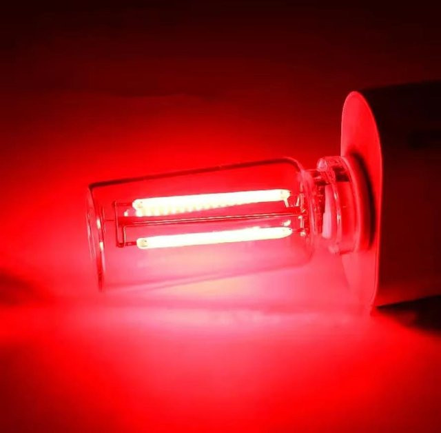 GuangZhouZhenqin USB Nachtlicht mit LED Filament Glas in Rot und Bunt, dimmbar per Touch, 5V Retro Edison Glühbirne - Bild 1