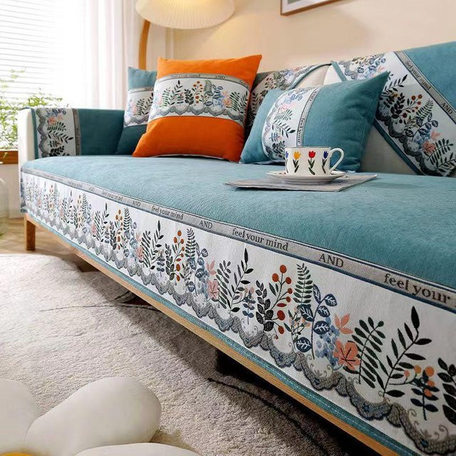 Rutschfester Chenille Sofabezug mit Jacquard-Bordüre in Türkis, B/H: 70 x 210 cm - Bild 1