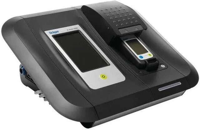 Dräger X-dock 5300 Ladestation für Dräger X-am 1/2/5000 in Schwarz - Bild 1