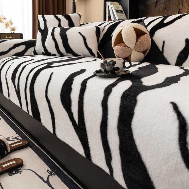 BC-Warm Home Zebra Plüsch Sofakissen, rutschfest und verdickt, B/T: 90 x 70 cm - Bild 1