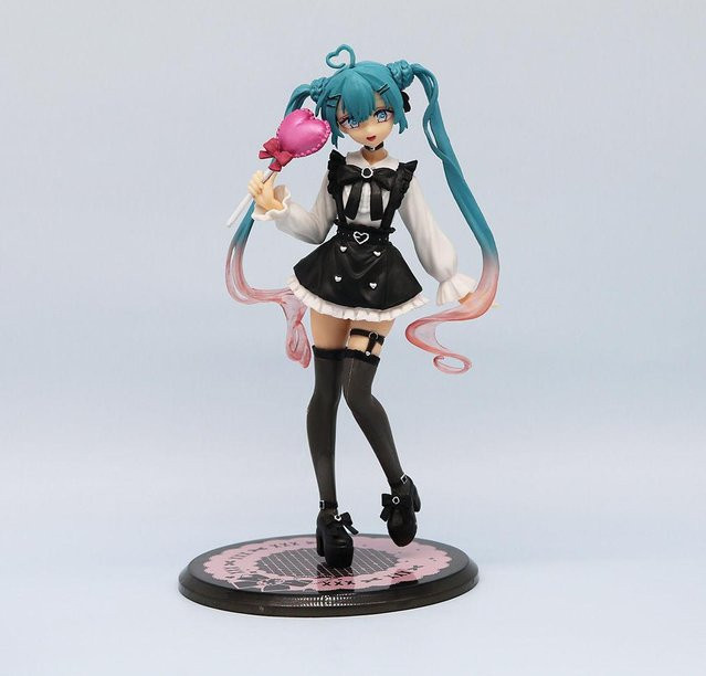 Fashnics Hatsune Miku Action Figur PVC Puppe 14+y - Bild 1