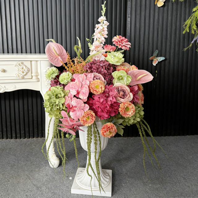 Künstliche Blumenkugel Lucky Flower als Tisch-Centerpiece für Hochzeitsdekorationen, weiß grün mehrfarbig, Durchmesser: 40 cm - Bild 1