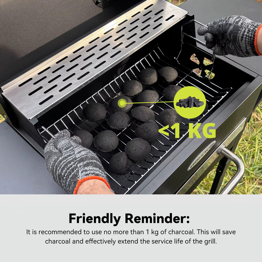 HOMAVO Holzkohlegrill in Schwarz mit emailliertem Grillrost, Warmhalterost, Thermometer, Kamin, Seitentisch und Rollen, B/T/H: 106,5 x 43,7 x 106 cm - Bild 4