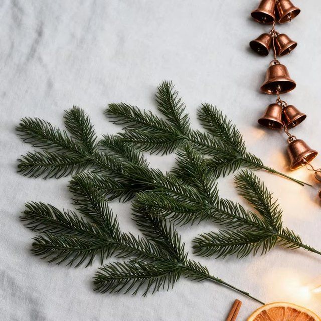 Smr Künstliche Pflanzen in Grün als dekoratives Zubehör für Weihnachten, Hochzeit und Outdoor-Dekoration - Bild 1