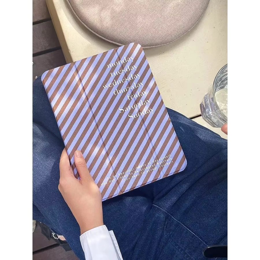 DecoPhone CHILL Tablet-Hülle für iPad Pro und iPad Air mit violetten Streifen - Bild 2