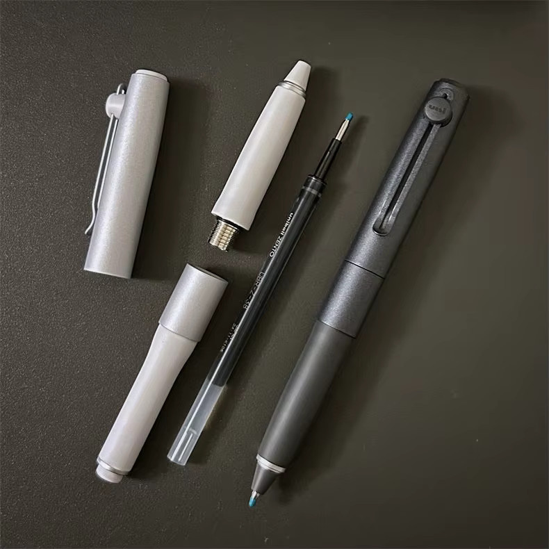 Uni-ball ZENTO Executive Signature Gelstift mit Magnetkappe in Gold - Bild 3
