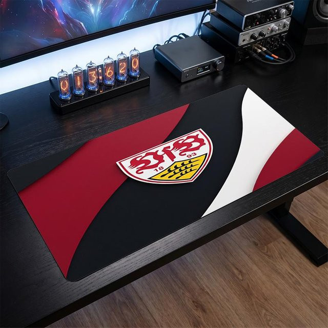 WildHue B VfB Stuttgart Fußball Gaming Mauspad in Rot, Anti-Rutsch Schreibtischmatte, B: 60 cm, T: 30 cm - Bild 1