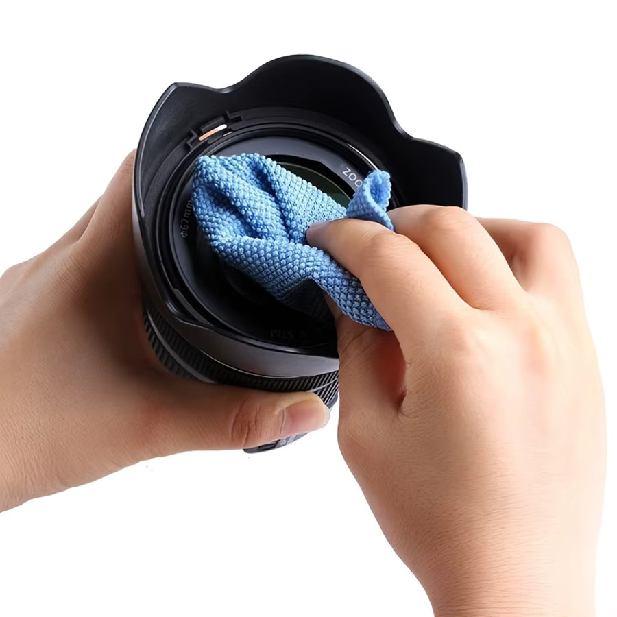 Abay 3-in-1 Reinigungsset in Schwarz für Kamera, Computer und Bildschirme mit Luftgebläse und Objektivpumpe - Bild 3
