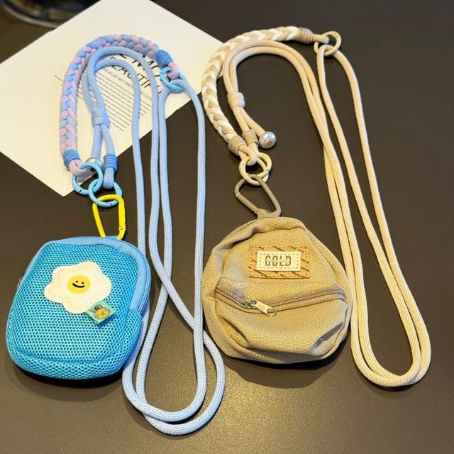ZHANZHI 2-in-1 Handy Lanyard mit Perlen-Anhänger und verstellbarem Handgelenk-Gurt für Damen in Weiß - Bild 1