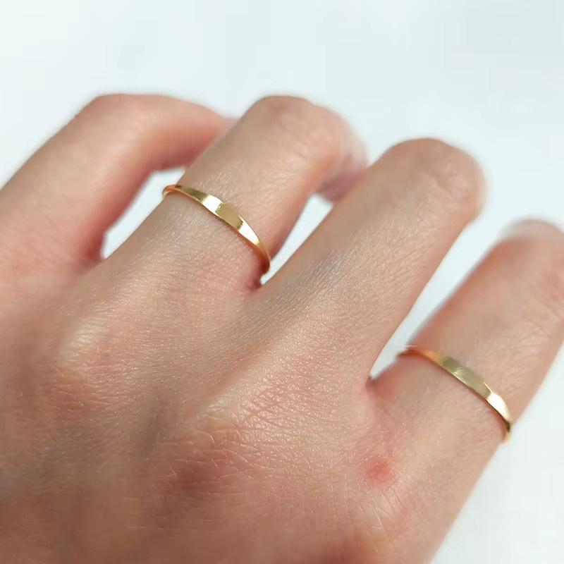 BTOO Be The Only One Ring 14K Goldfilled, dunkelgelb, Unisex - Bild 2