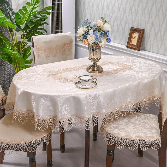 Elegante ovale Spitzentischdecke von Your Warm Home in Weiß, B/T: 175 x 130 cm - Bild 1