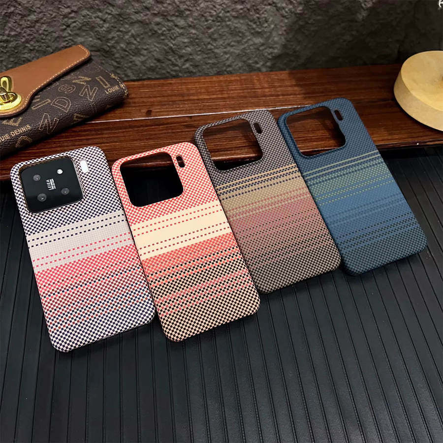 Xiaomi Mi 15 Pro Ultra Schutzhülle mit Carbon Faser und Kevlar Muster in Gold, magnetisch und dünn mit Wärmeableitung - Bild 2