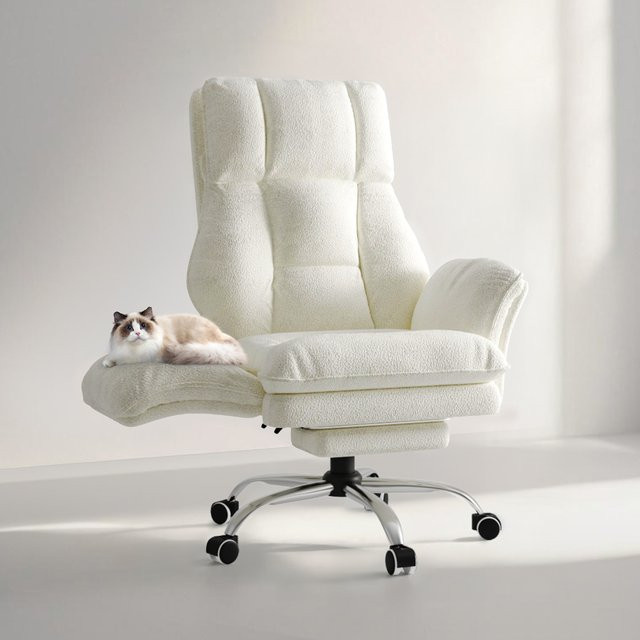 Patbrela Cloud-Bürostuhl in Weiß mit klappbaren Armlehnen, ergonomischer Fußstütze und 360-Grad-Drehfunktion für Home-Office und Gaming - Bild 1