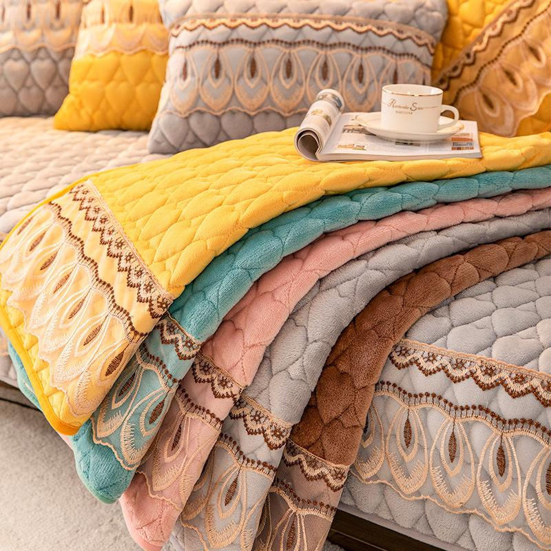 Winter Warmer Rutschfestes Plüsch-Sofakissen mit Spitzen-Design, Anti-Schmutz Sofabezug aus Fleece für dein Wohnzimmer, B/B: 70 x 70 cm, Grau/Mehrfarbig - Bild 2