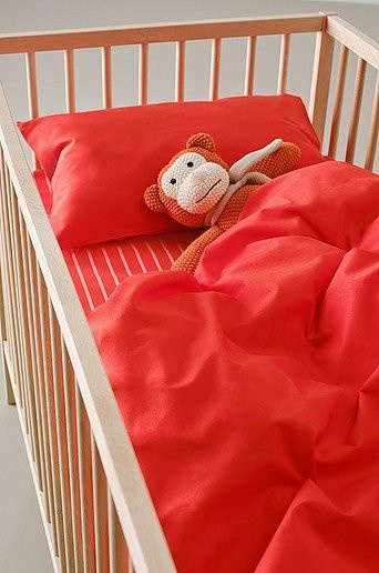 Jotex ZACK MINI Bettbezug-Set für die Krippe aus Bio-Baumwolle mit Tiermotiven in Rot - Bild 1