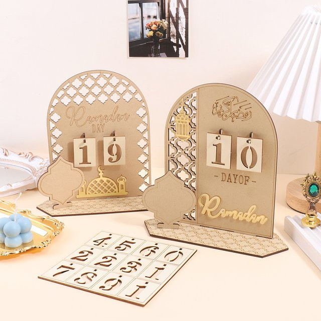 Ramadan-Countdown-Kalender aus Holz in Braun als islamischer Eid-Flip-Schreibtischkalender zur Dekoration für dein Zuhause oder das Büro - Bild 1