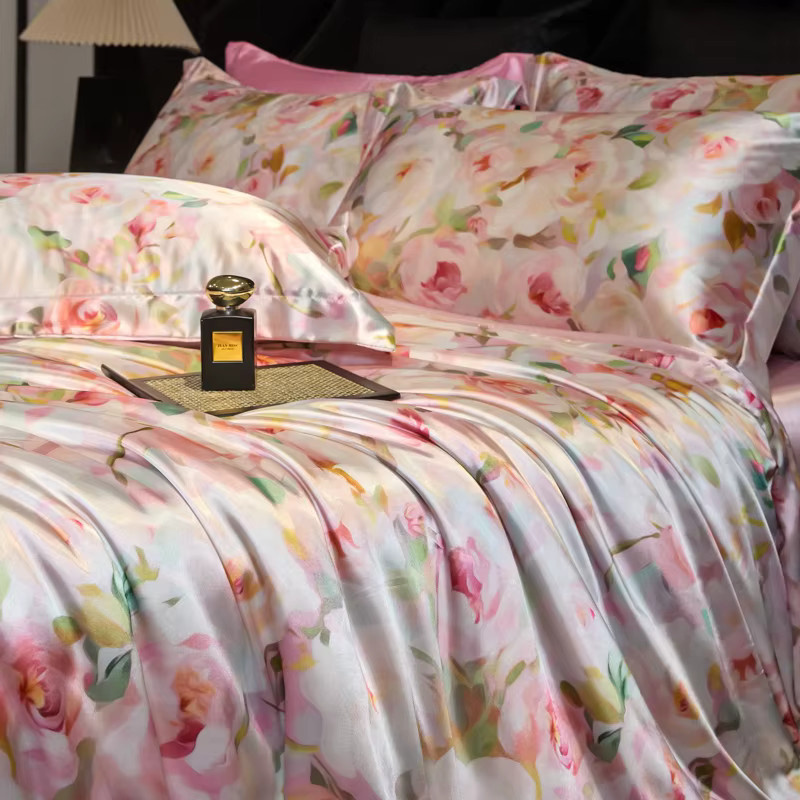CHA YU PAI Bettwäsche Set aus natürlicher Seide mit floralem Design, Mehrfarbig, B/H: 150 x 200 cm - Bild 4
