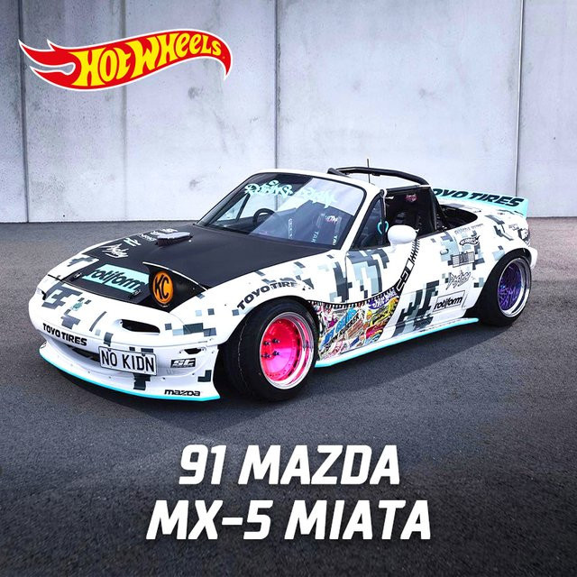 Hot Wheels Mazda MX-5 Miata, Sportwagen Modell, 1:64, Metall, ab 3 Jahren - Bild 1