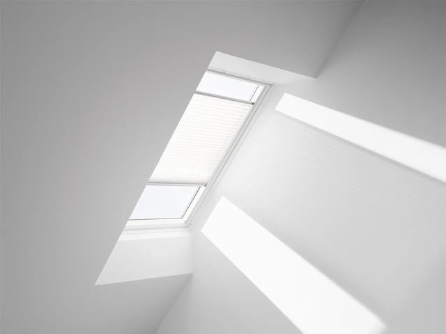 Velux Plissee manuell FHL S10 1016S Weiß mit Cord-Bedienung aus Polyester - Bild 1