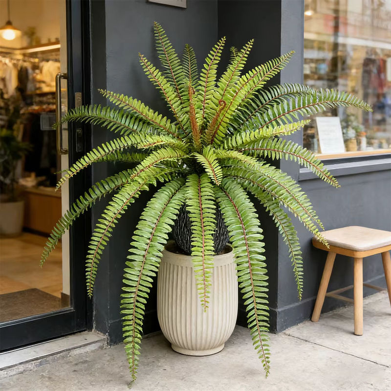 Künstliche Boston-Farnblätter von Kmitang in Grün, hängende Wandbehangpflanze aus Kunststoff für Heim- und Hochzeitsdekoration, Größe: 50-65 cm - Bild 3