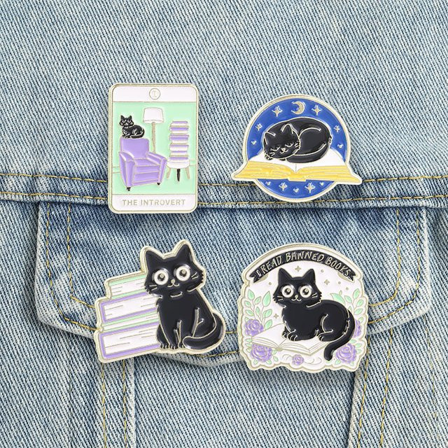 Miss Zoe Emaille-Pins Schwarze Katze, Anstecknadeln, Schwarz, Unisex - Bild 1
