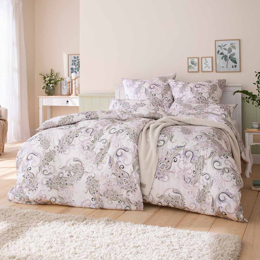 Estella Satin de Luxe Bettwäsche Caroline Mako-Satin Paisley Lavendel B/H: 135 x 200 cm mit Kissen 80 x 80 cm - Bild 1