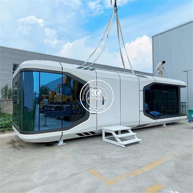 ZZREALLY Luxuriöses Kapselhaus in Weiß – Modernes 40ft Container Capsule Home für Resorts und Villen - Bild 1