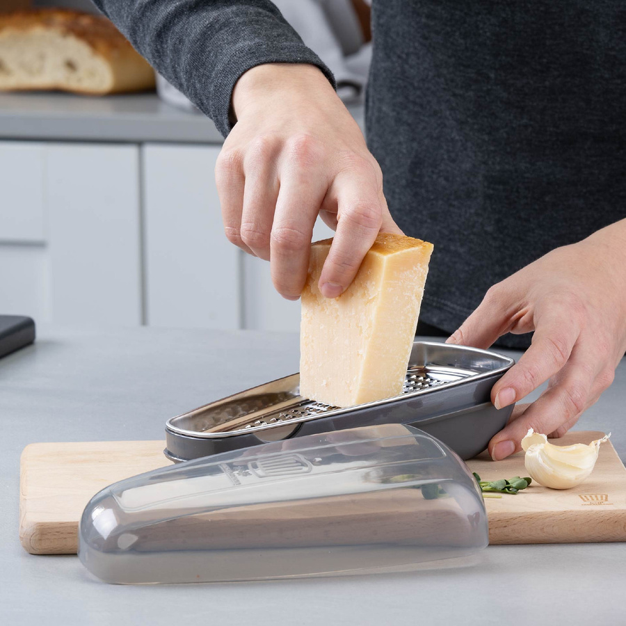 Fackelmann Chefkoch Parmesanreibe mit Behälter, 3-teilig, Edelstahl, grau und transparent - Bild 2