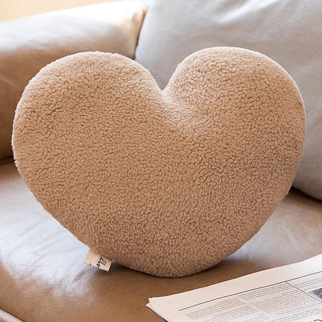Yiran Health & Beauty Liebesherz Plüsch Kissen in Beige, Breite: 40 cm, Höhe: 35 cm - Bild 1