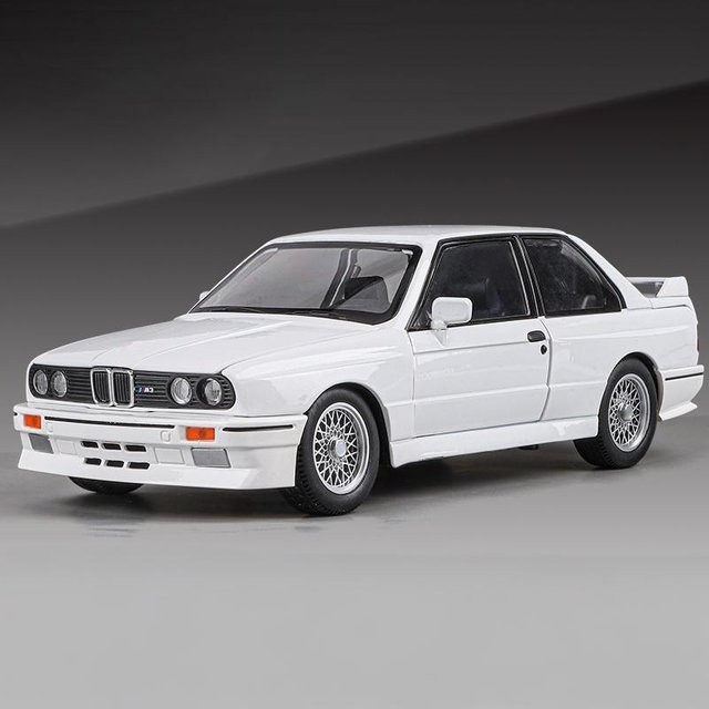 Linyi toy car M3 E30 Diecast Metallmodell, 1:24, Weiß, ab 14 Jahren - Bild 1