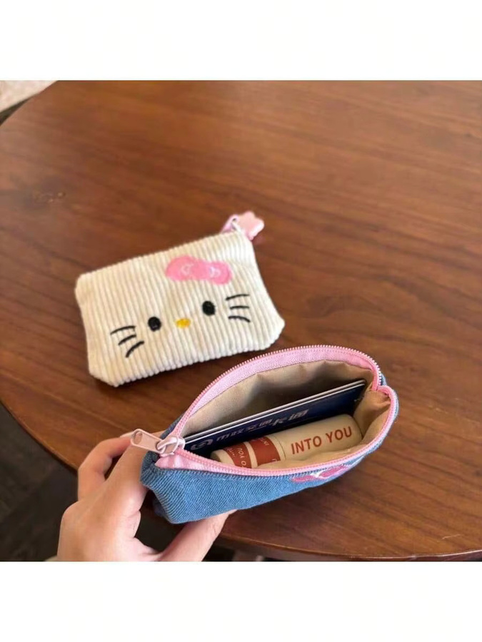 Hochwertige Sanrio Bestickte Aufbewahrungstasche als flache Zip-Tasche in Weiß und Multicolour - Bild 3