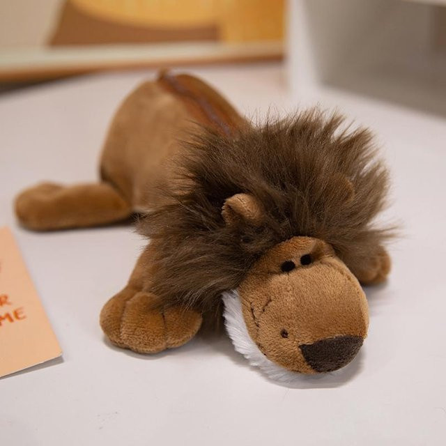 MARKET-3 Plüsch Federmäppchen mit Tier-Motiv Elefant Löwe oder Capybara in Braun, Breite: 26 cm - Bild 1