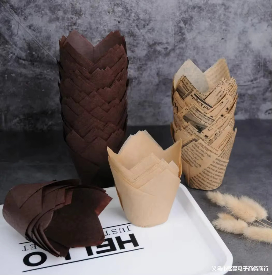 50 Stück Einweg Tulpen-Backförmchen aus Papier in Braun für Kuchen und Brot - Bild 4