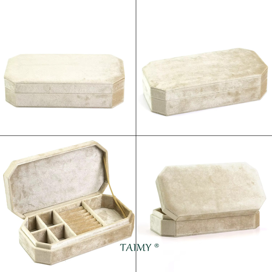 TAIMY Reise-Schmuckschatulle aus Samt als tragbarer Schmuck-Organizer für Ringe, Halsketten und Armbänder - Bild 2
