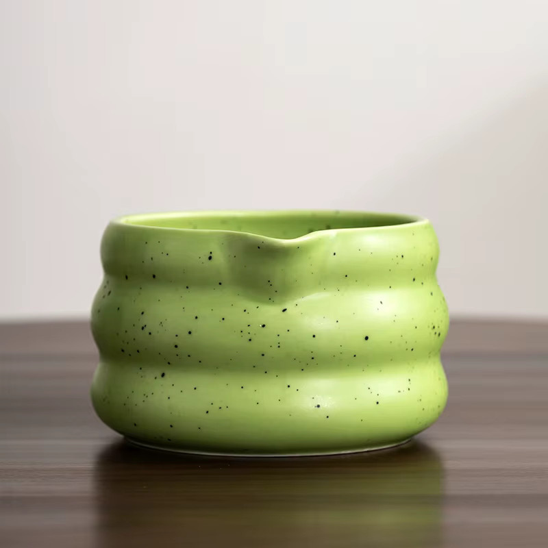 BespritGift 2-teiliges Matcha-Set aus Keramik in Weiß und Grün mit Chawan und Matcha-Schüssel für deine Teezeremonie - Bild 3