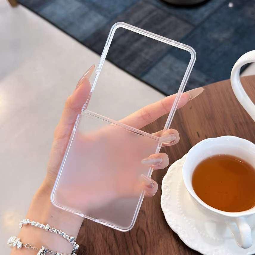 NUCWIN Schutzhülle für Samsung Galaxy Z Flip 7 6 5 4 3, transparente matte ultradünne Hülle aus hartem PC, stoßfest und schlank - Bild 2