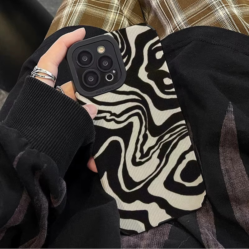 Stoßfeste Silikon-Handtasche mit Zebra-Streifen-Design für iPhone 11, 12, 13, 14, 15 und 16 Pro Max in Multicolour - Bild 6