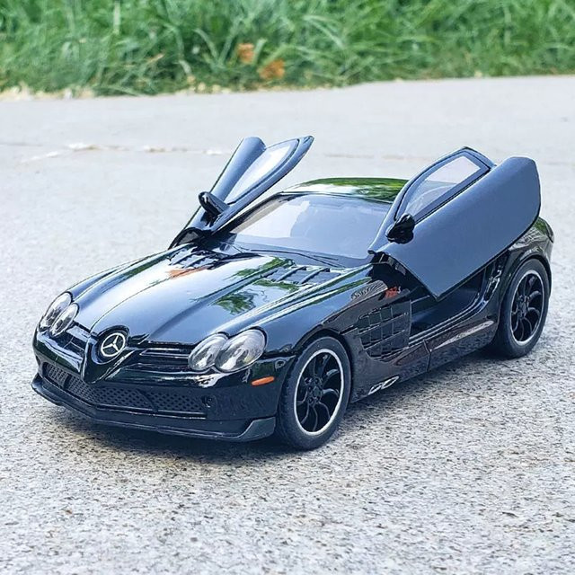 MAKEDA SLR 772S SLS-Modellauto, 1:32, Druckguss-Legierung, mit Gummireifen, Rückziehfunktion, öffnende Türen - Bild 1