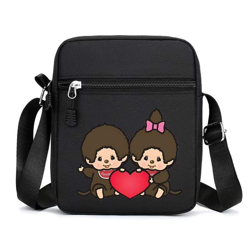 Monchhichi Umhängetasche mit Cartoon-Charakter-Aufdruck - Bild 2