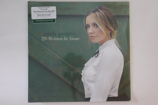Carly Pearce 29 Written In Stone LP Schallplatte Big Machine 2022 Folk Gebraucht Grau - Bild 1