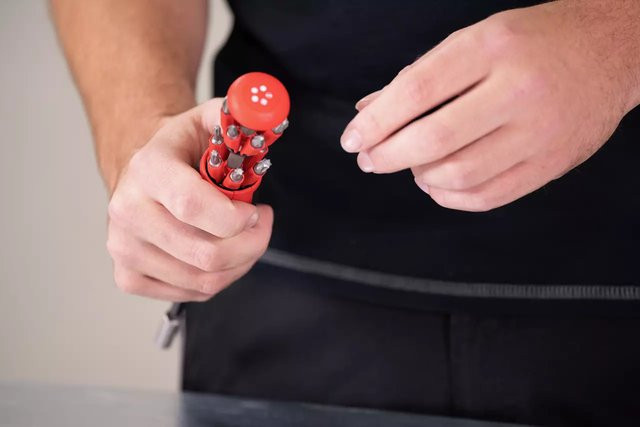 Wiha LiftUp 25 Werkstatt Schraubendreher-Set 12teilig mit Bit Magazin, magnetisch, inklusive Schlitz, Phillips, Pozidriv und TORX Bits - Bild 2