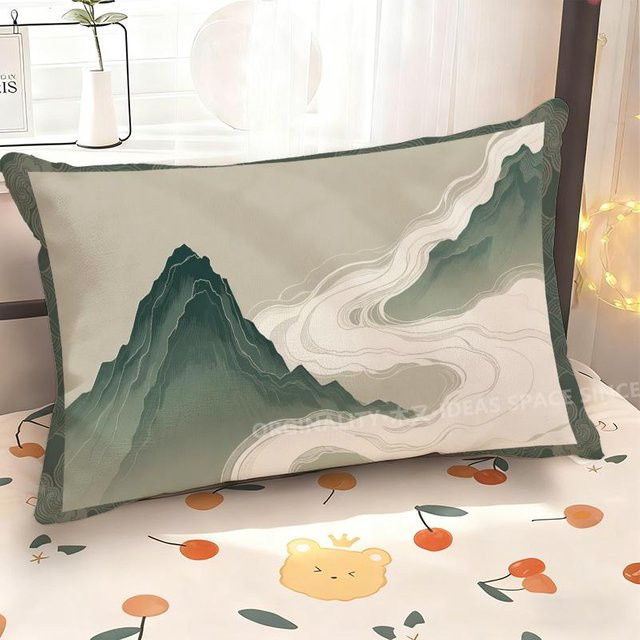 Rechteckiger Kissenbezug mit Nebeliger Berglandschaft von JMG Clothing in Grün, B/H: 50 x 30 cm - Bild 1