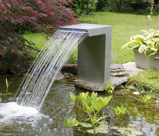 Ubbink STRAIGHT Wasserfall Element aus Edelstahl mit LED-Beleuchtung, Farbe Silber, B/T/H: 54 x 30 x 42 cm