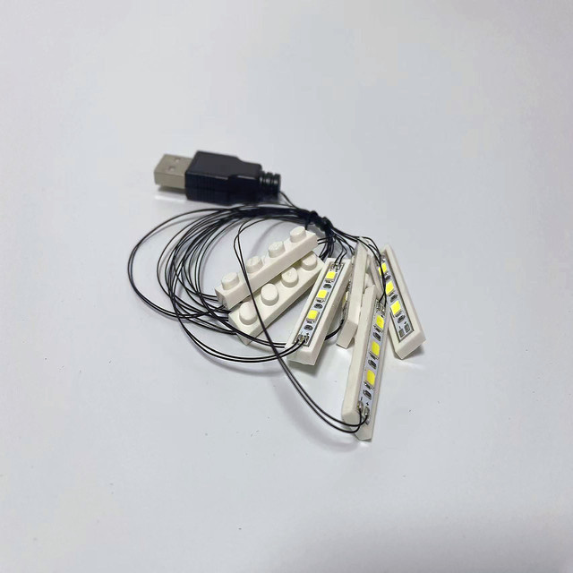 LED-Bausteinbeleuchtung Vier-Sechs-in-Eins, Weiß, USB-betrieben - Bild 1