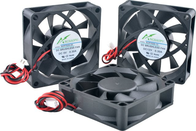 ANCHAOPU Axiallüfter ACP7020 in Schwarz, B/T/H: 70 x 70 x 20 mm, 2-polig, Mehrspannung 5V/12V/24V DC für Ladegeräte, Netzteile und Frequenzumrichter - Bild 1