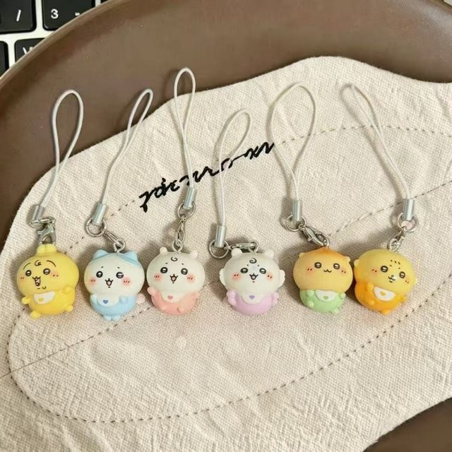 Bandai Mini-Anhänger Momonga Hachiware Usagi, Kunstharz, Unisex - Bild 1