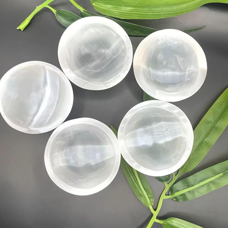 Natürliche Selenit Schüssel aus weißem Quarz Kristall als Chakra Gitter für Meditation und als Ornament - Bild 3